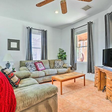 Cozy And Relaxing Eloy Apartment With Pool Access Dış mekan fotoğraf